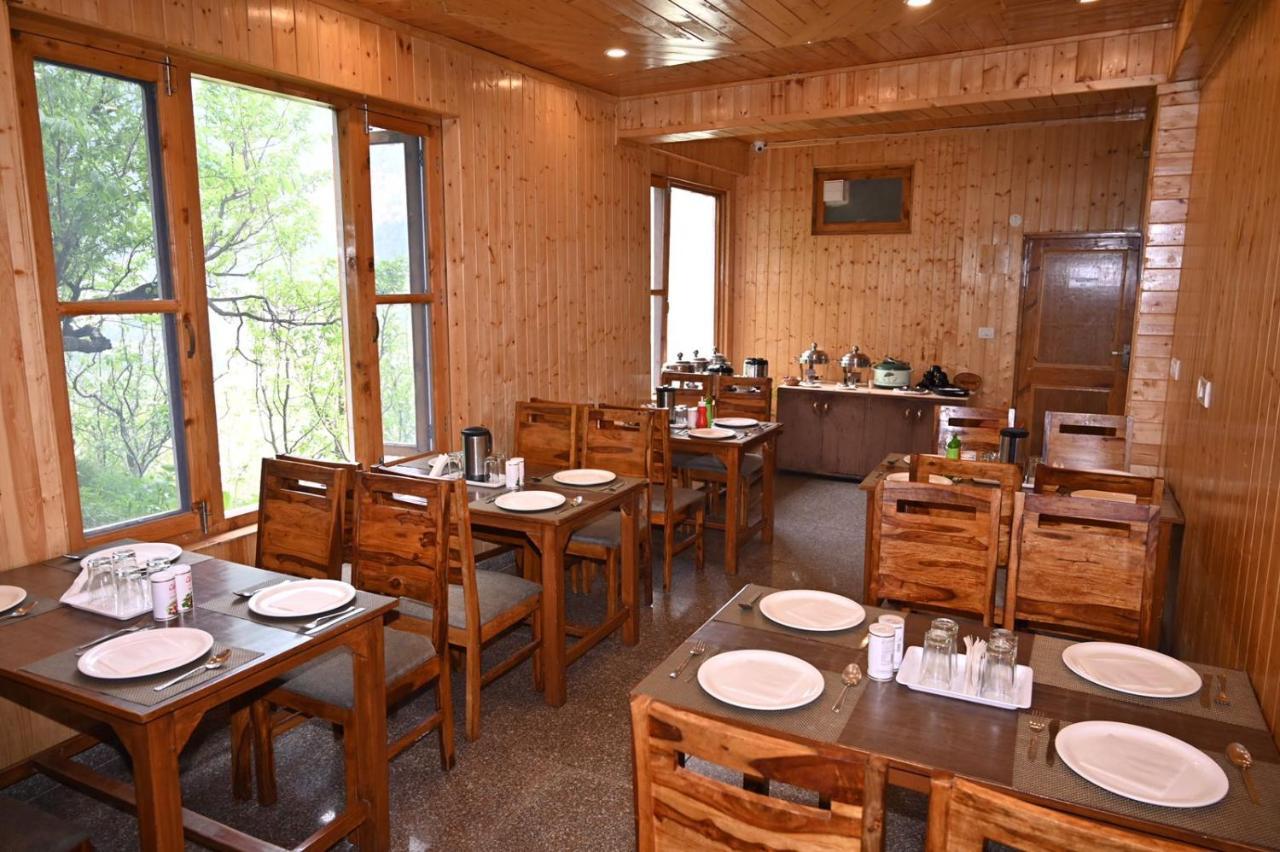 Hotel Seven Hills Manali Экстерьер фото