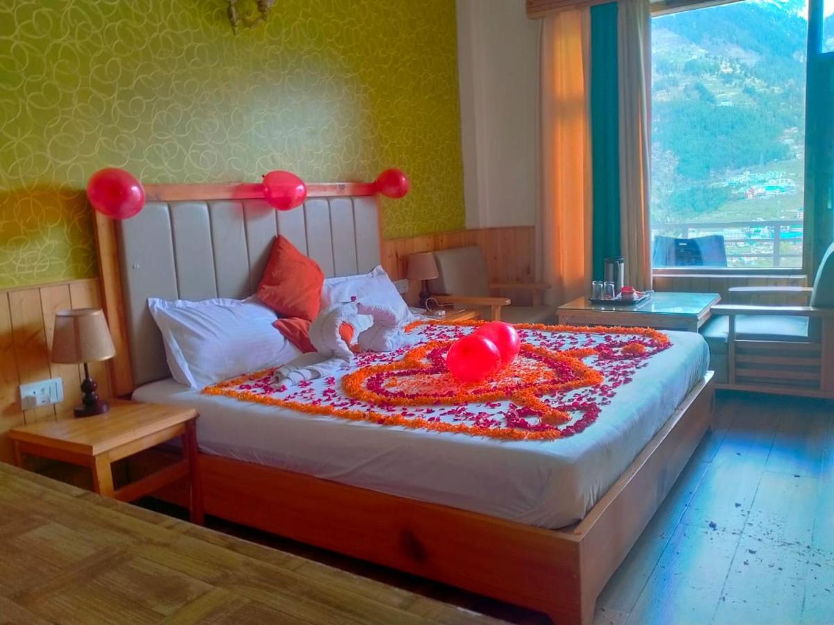 Hotel Seven Hills Manali Экстерьер фото
