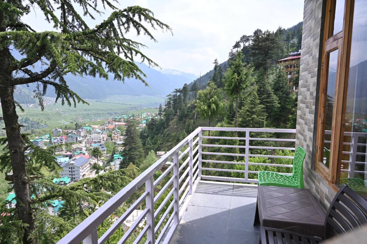 Hotel Seven Hills Manali Экстерьер фото